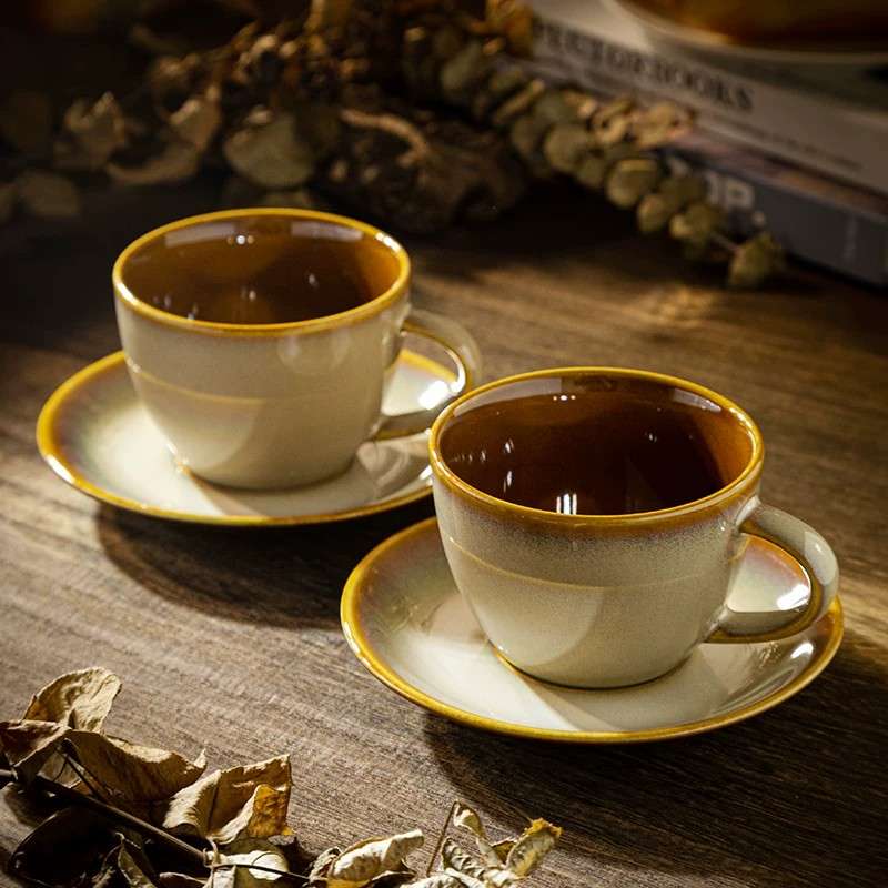 Ceramic C-ისfee Cups
